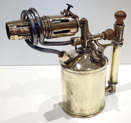 N° 1 lampe à braser